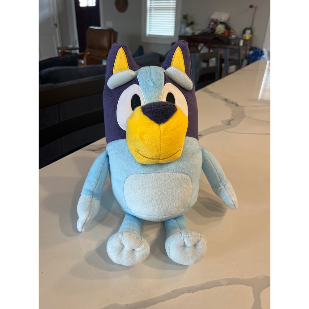 Bluey Talking Plush Stuffed‎ Animal Disney Junior Moose Toys Blue 8 Inch